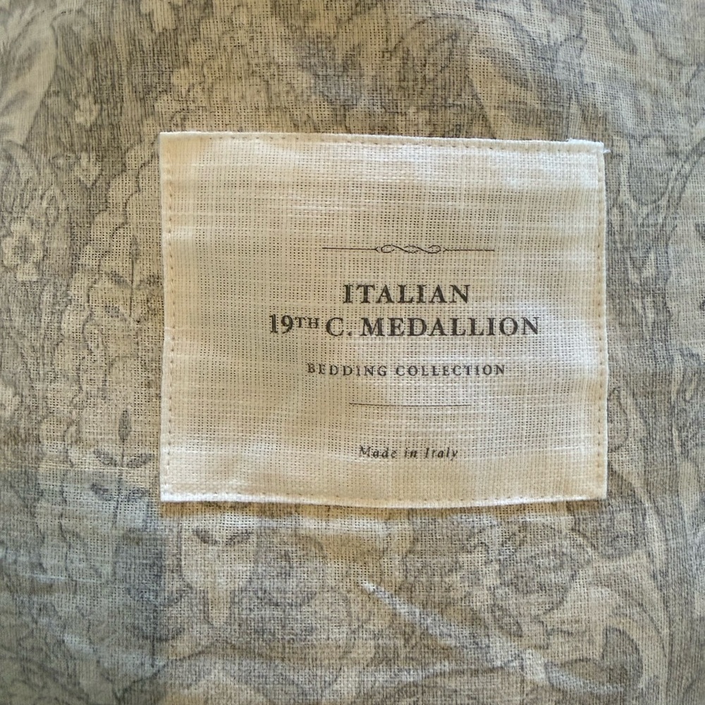Restoration Hardware-ITALIAN 19TH C. MEDALLION DUVET COVER & SHAMS /Queen - Picture 7 of 9